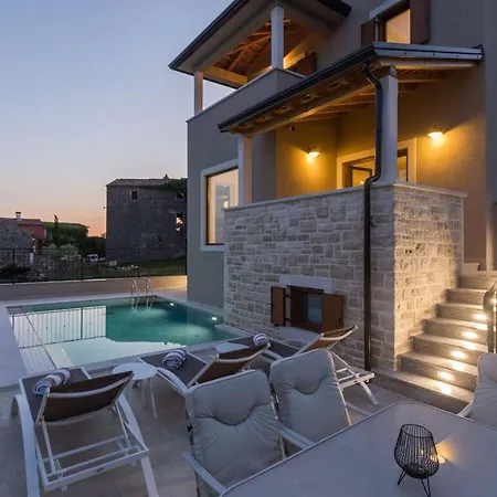 Skarline Comfortable * Buje