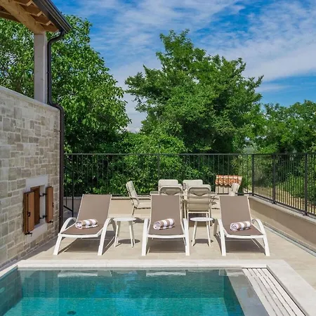 Skarline Comfortable * Buje