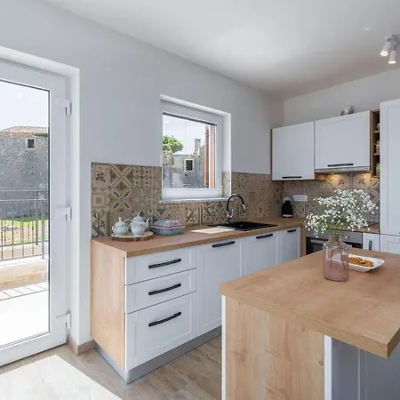 Villa Skarline Comfortable Buje