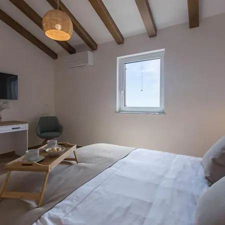 Skarline Comfortable Vila